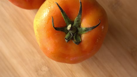 Tomate-Als-Lebensmittelhintergrund,-Stockvideomaterial-4k