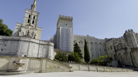 Pope's-palace-in-France-in-Avignon-in-fine-weather