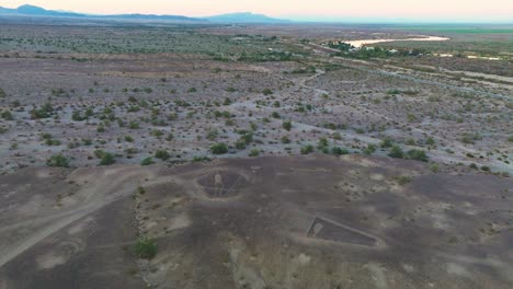 Flying-Over-Sonoran-Desert-in-Daytime-to-Reveal-the-Blythe-Intaglio-Drawings-on-Desert-Ground,-Ancient-Civilian-Geoglyphs