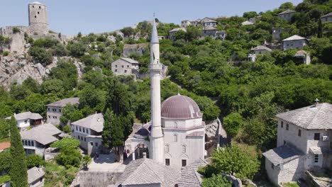 Šišman-Ibrahim-Pasha-Mosque,-Počitelj,-Bosnia-panoramic-aerial-view