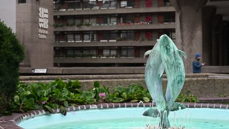 Dolphins-in-the-Barbican-Centre,-London,-United-Centre