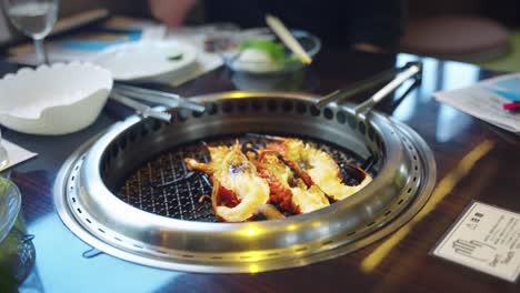 Ise-Spiny-Japanese-Lobsters-Grilling-away-on-Yakiniku-4k
