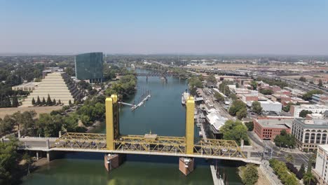 Tower-Bridge-Sacramento-Kalifornien-Luftaufnahme