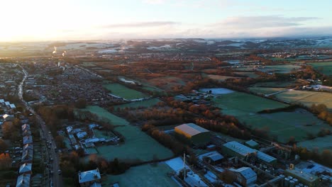 Tagesanbruch-An-Einem-Sehr-Kalten-Wintermorgen-In-Yorkshire,-Großbritannien