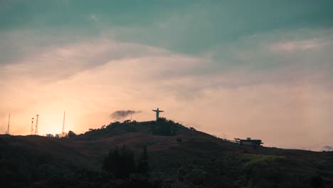 Time-lapse-Christ-the-King-at-Sunset,-Cali,-Colombia