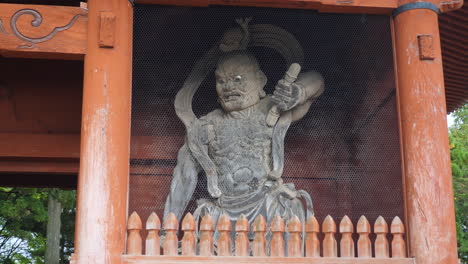 Kongo-Rikishi-Fierce-Looking-Wooden-Sculpture-At-Koyasan-Daimon-Gate