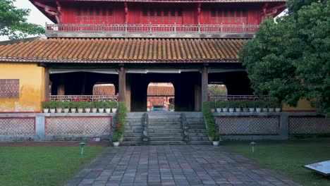 House-in-the-imperial-citadel-of-Hue,-Vietnam