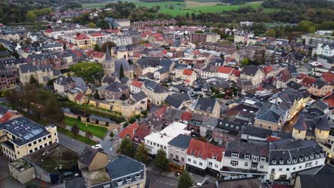 Beautiful-city-center-of-Valkenburg-in-Netherlands,-aerial-drone-view