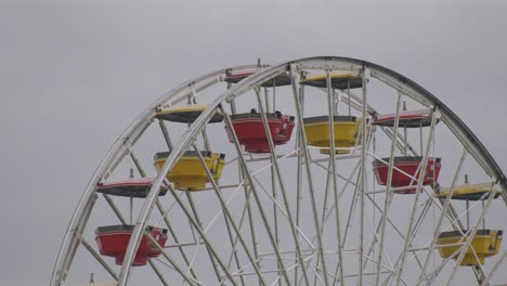 Ferris-wheel-Spinning-in-circles