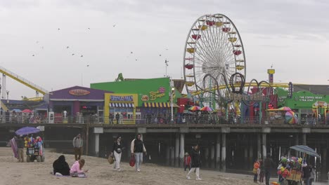 Santa-Monica-Pier-with-Ferris-wheel---Establishing-Shot