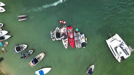 Gold-Coast-waterways-are-full-of-jet-skis-and-boats-as-people-gather-to-celebrate-the-Australia-Day-public-holiday