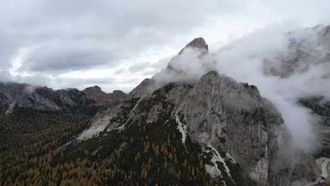 Dolomites-Italy---Passo-di-Falzerego---cloudy-weather-03