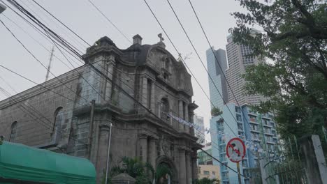 San-Pedro-Macati-Church-at-a-nice-afternoon-in-Makati-City,-Manila,-Philippines