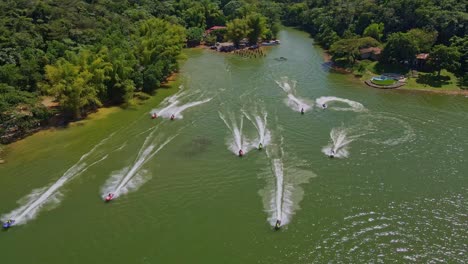 Jet-ski-race-on-a-lake