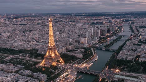 Aerial-Hyperlapse-of-the-Eiffel-Tower-at-night-in-Paris,-France