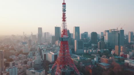 Torre-De-Tokio-En-Japón-Durante-La-Puesta-De-Sol