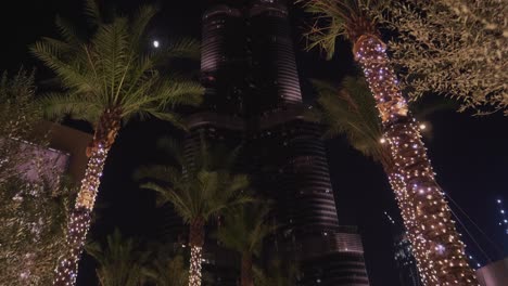 Burj-Khalifa-En-Dubai,-Emiratos-árabes-Unidos-En-La-Noche