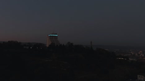 Hotel-Belvedere-in-Cluj-Napoca,-Romania-while-sunset