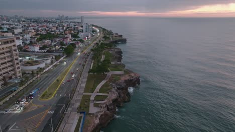 Aerial-View-Of-Waterfront-Boulevard-Of-Malecon-Santo-Domingo,-Dominican-Republic