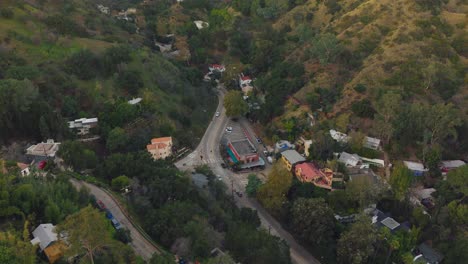 Aerial-Footage-of-Laurel-Canyon,-Iconic-Intersection-in-Heart-of-the-wooded-Canyon-as-Seen-from-Air