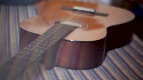 Close-up-shot-of-a-guitar