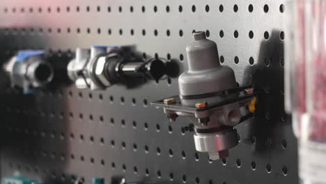 Brake-regulating-valve-for-trucks-in-auto-parts-specialist-store