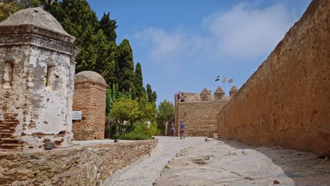 Die-Alcazaba-Von-Malaga,-Andalusien,-Spanien
