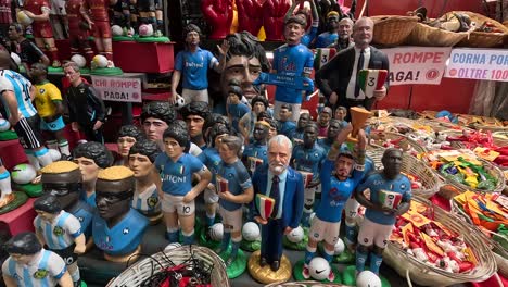 Shop-in-Naples-with-statues-of-famous-Naples-Football-Stars