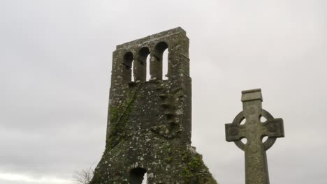 Revers-pullback-between-graveyard-Gaelic-cross-pattern-on-cemetery-headstones