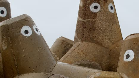 Close-up-of-tetrapods-on-Sylt,-a-German-island
