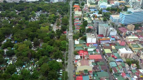Bekämpfung-Des-Klimawandels-Mit-Bäumen-In-Einer-Philippinischen-Stadt