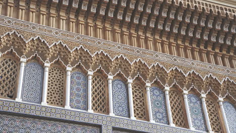 Fez-Magníficas-Puertas-Del-Palacio-Real-En-La-Histórica-Ciudad-De-Marruecos