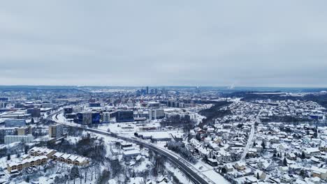 Panoramic-aerial-establish-of-capitol-city-of-Vilnius-Lithuania