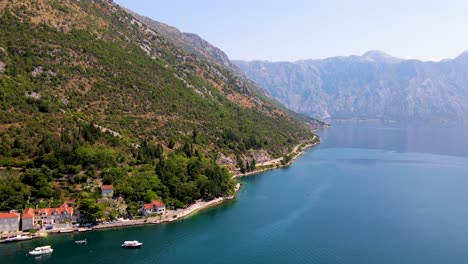 Bucht-Von-Kotor-Und-Klarer-Blauer-Himmel---Luftaufnahme-Von-Montenegro