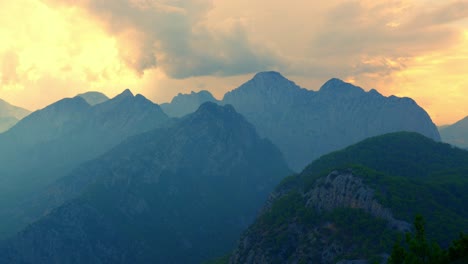 Stunning-4k-video-of-a-mountain-range-of-Taurus,-Antalya-Turkey-in-sunset