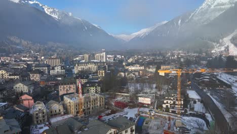 Aerial-Drone-slow-rise-up-into-the-clouds-in-Chamonix,-France