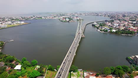El-Puente-De-Enlace-Lekki-ikoyi-Es-Un-Punto-De-Referencia-Popular-En-Lagos,-Nigeria