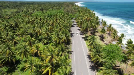 Coastal-road-on-Samana-in-the-Dominican-Republic