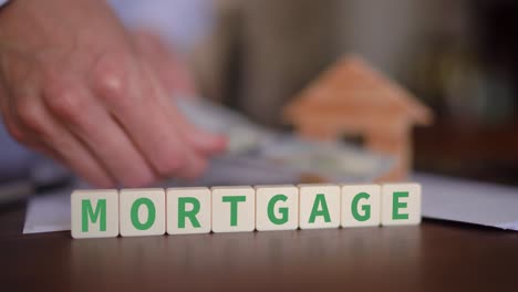 Concept-of-paying-mortgage-loan-with-cash