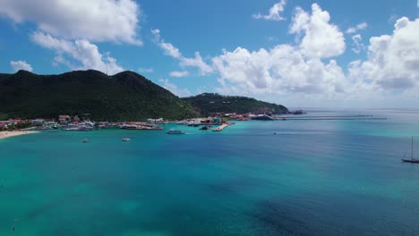 Drone-shot-of-Philipsburg-St.Maarten-surroundings