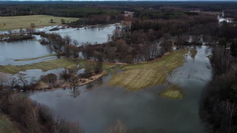 überschwemmtes-Landschaftsschutzgebiet.-Drohne