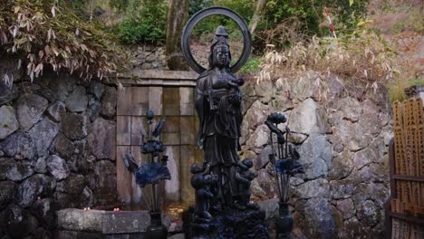 Katsuoji-Temple,-Buddhist-Fountain-in-Osaka,-Japan