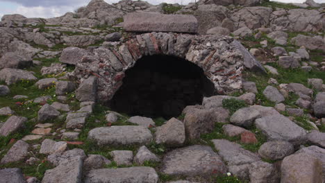 Un-Antiguo-Pozo-De-Piedra-En-Pérgamo.