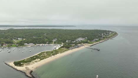 Drone-shot-of-the-Oak-Bluffs-shoreline-in-Massachusetts