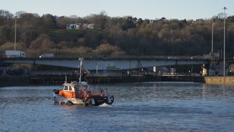 Innovation-Boat-Dredging-Bristol-Harbour-4K