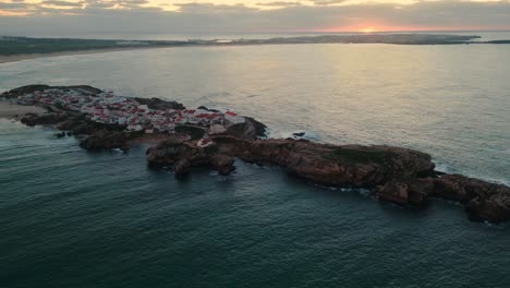 drone-shot-over-Baleal-Island-in-Oeste-region-at-sunset,-Portugal
