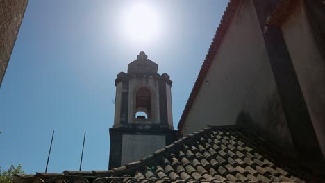 Casco-Antiguo-De-Obidos,-Torre-De-La-Iglesia-De-San