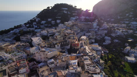 Isla-De-Capri-En-La-Región-De-Campania-De-Italia