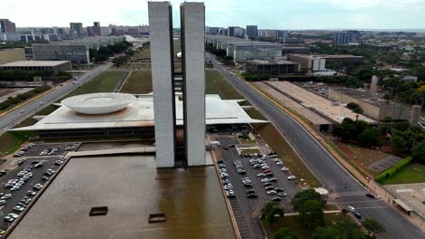 -Nationalkongress-Von-Brasilien,-Ikonisches-Bauwerk,-Entworfen-Vom-Architekten-Oscar-Niemeyer