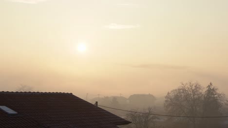 Time-lapse-of-the-sun-shining-through-a-heavy-smog,-in-Sofia,-Bulgaria